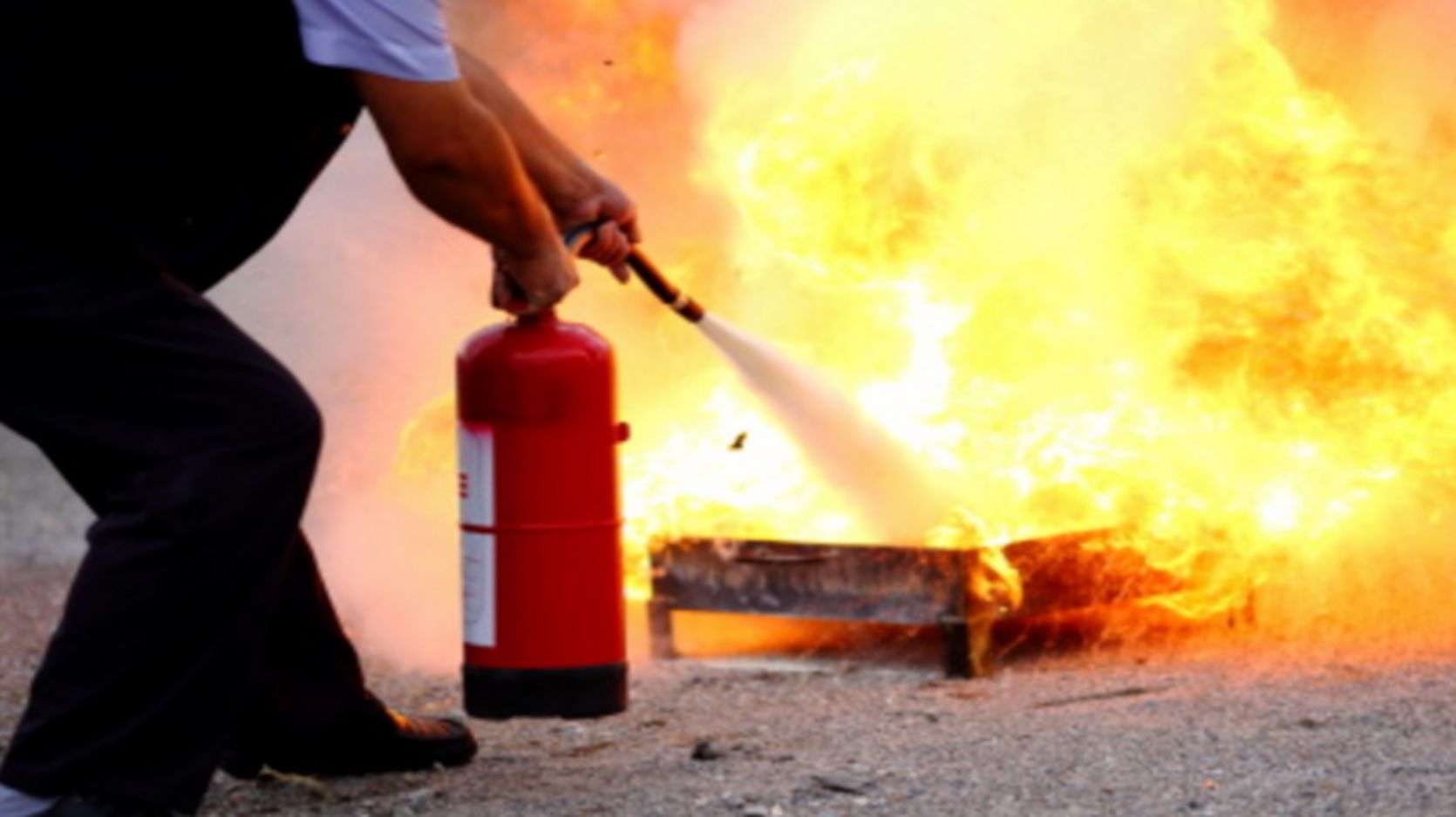 COMBATE A INCÊNDIOS